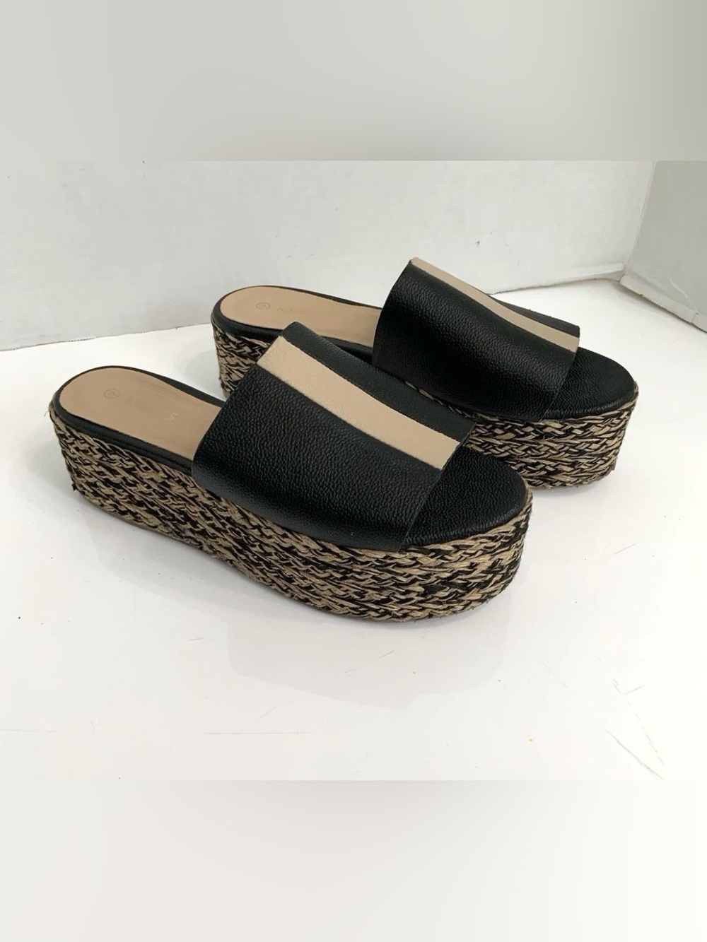 Kaanas Black and Beige Woven Espadrille Platform Slides